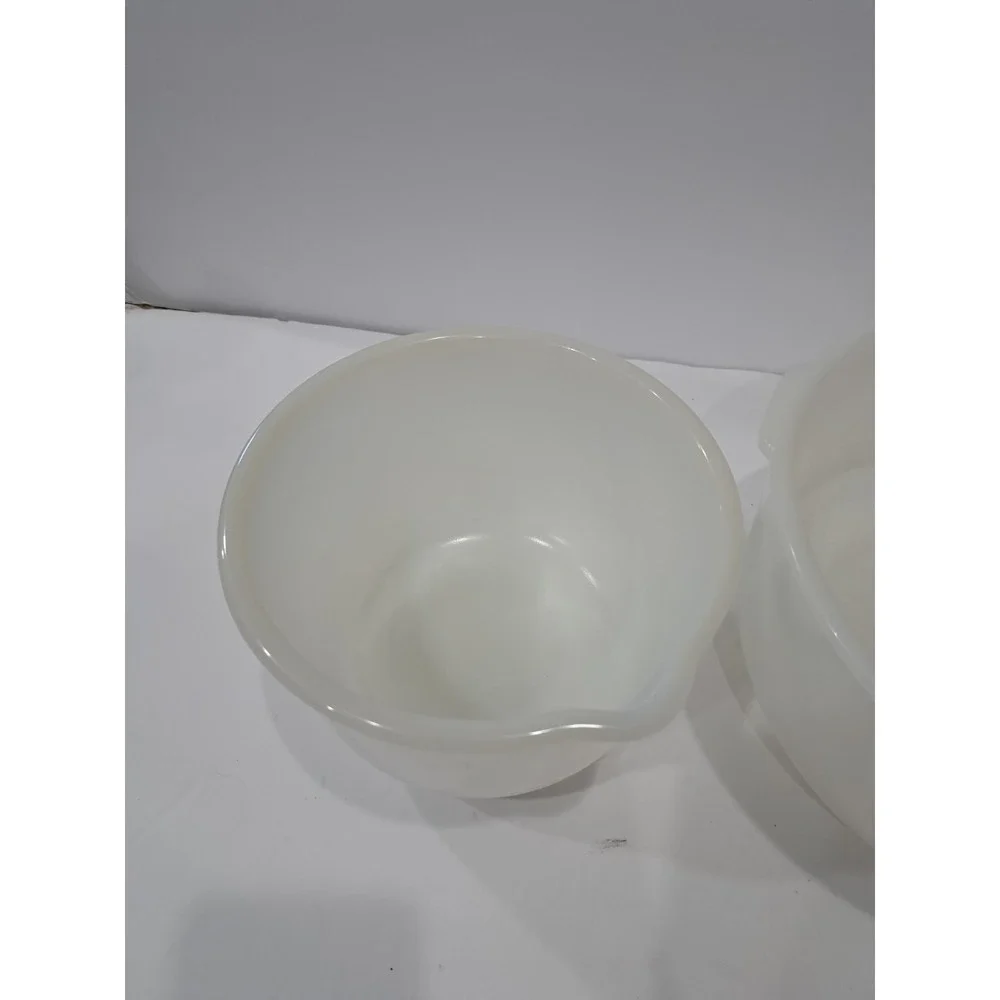 2 VINTAGE‎ Glasbake 20CJ  Fire King For Sunbeam White Milk Glass Mixing Bowls
